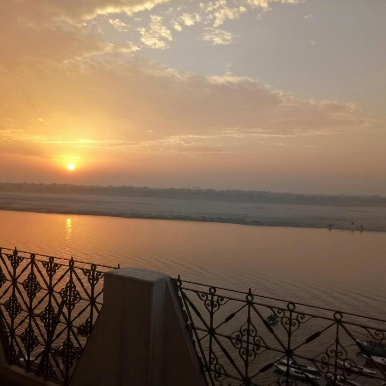 Scindhia pensión Varanasi Habitación foto